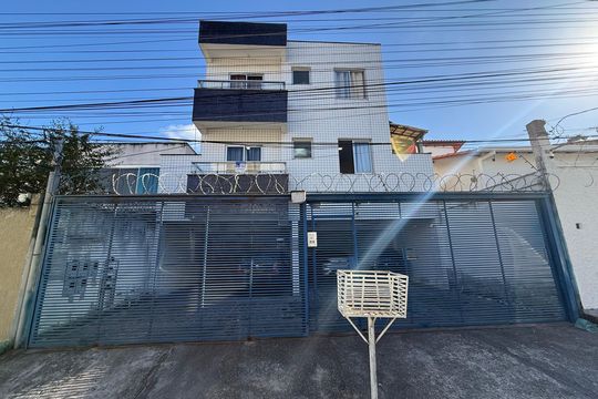 Fachada de apartamento à venda com 2 quartos, 69m² em Sapucaias Iii, Contagem
