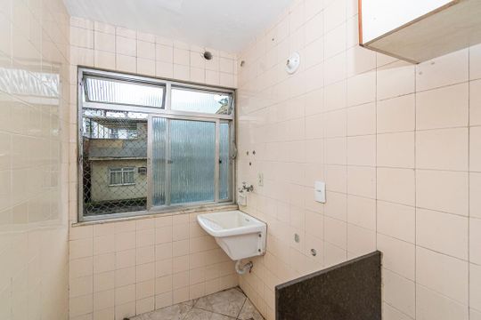 Área de Serviço de apartamento para alugar com 2 quartos, 55m² em 800, Rio de Janeiro