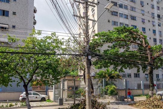Fachada do Condomínio de apartamento para alugar com 2 quartos, 55m² em 800, Rio de Janeiro