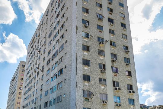 Área comum - Fachada dos Blocos de apartamento para alugar com 2 quartos, 55m² em 800, Rio de Janeiro