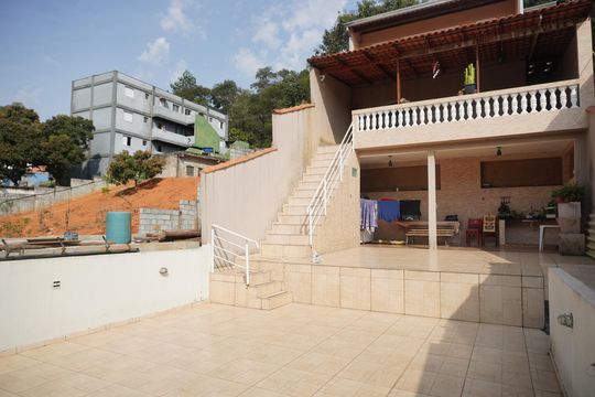 Área externa de casa à venda com 3 quartos, 165m² em Jd Paula, Santana de Parnaíba