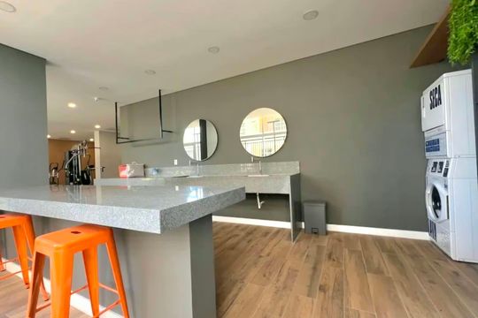 Área externa de kitnet/studio para alugar com 1 quarto, 27m² em Belenzinho, São Paulo