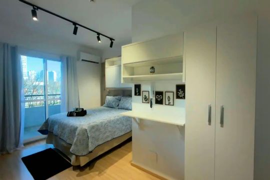 Sala/Quarto de kitnet/studio para alugar com 1 quarto, 27m² em Belenzinho, São Paulo
