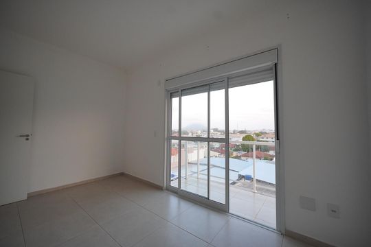 Suíte de apartamento para alugar com 2 quartos, 65m² em Ingleses do Rio Vermelho, Florianópolis