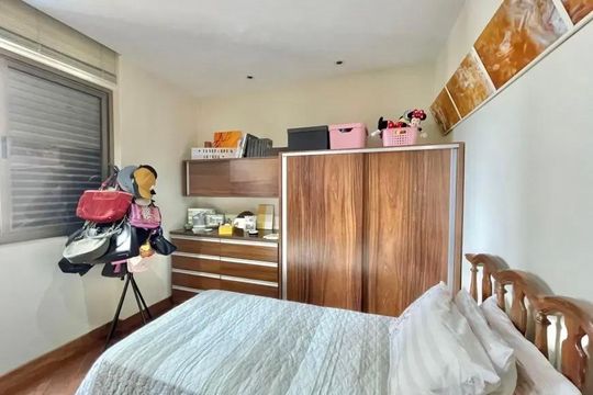 Quarto 2 de apartamento para alugar com 4 quartos, 145m² em Sion, Belo Horizonte