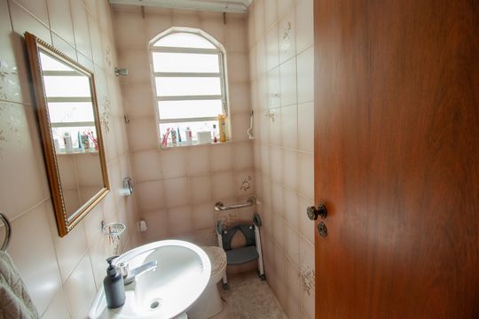 Casa à venda com 4 quartos, 354m² em Vila Lucia, São Paulo