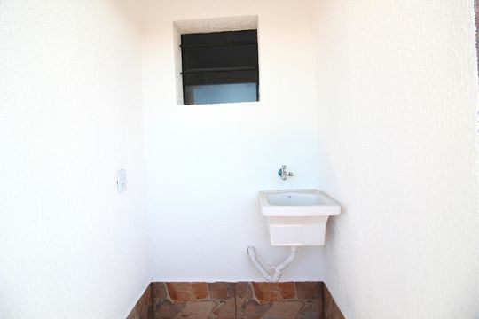 Área de serviço  de apartamento para alugar com 1 quarto, 30m² em Vila Ré, São Paulo
