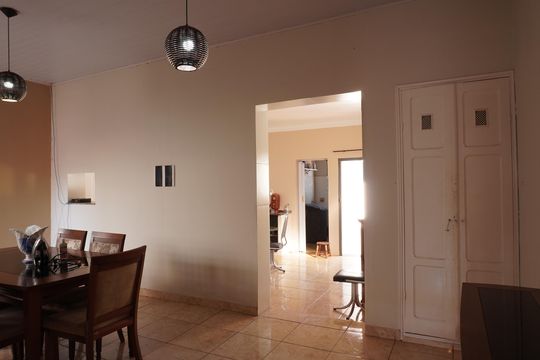 Cozinha de casa para alugar com 2 quartos, 117m² em Jardim Sao Carlos, São Carlos