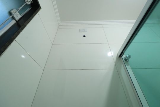 Banheiro de apartamento para alugar com 1 quarto, 32m² em Vila Gomes Cardim, São Paulo