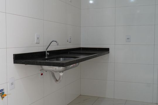 Cozinha e Área de Serviço de apartamento para alugar com 1 quarto, 32m² em Vila Gomes Cardim, São Paulo