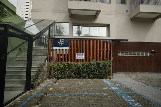 Fachada do Prédio de apartamento para alugar com 2 quartos, 55m² em Jardim, Santo André