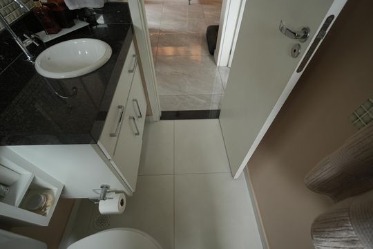 Banheiro Social de apartamento para alugar com 2 quartos, 55m² em Jardim, Santo André