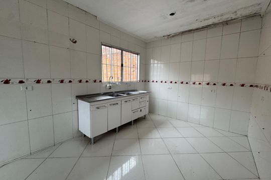 Cozinha de casa para alugar com 2 quartos, 90m² em Conceicao, Osasco