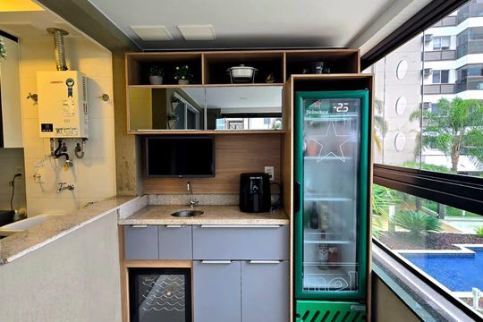 Cozinha de apartamento à venda com 3 quartos, 82m² em Recreio dos Bandeirantes, Rio de Janeiro