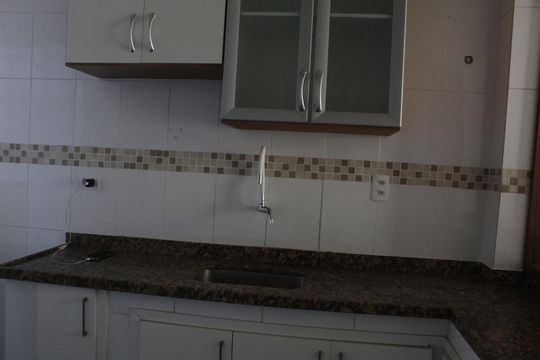 Cozinha de apartamento à venda com 2 quartos, 63m² em Jacarepaguá, Rio de Janeiro