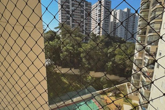 Varanda de apartamento para alugar com 2 quartos, 68m² em Jardim Tupanci, Barueri