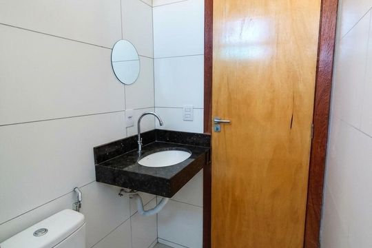 Banheiro de apartamento para alugar com 2 quartos, 57m² em Vereda, Contagem