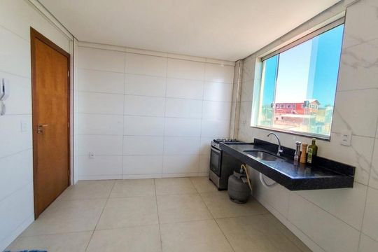 Cozinha de apartamento para alugar com 2 quartos, 57m² em Vereda, Contagem