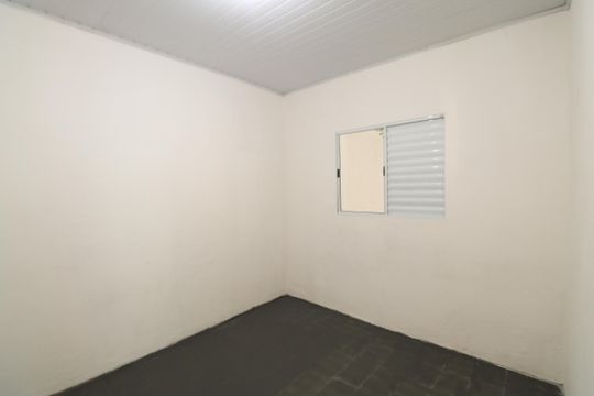 Quarto 2 de casa para alugar com 2 quartos, 160m² em Vila Sorocabana, Guarulhos