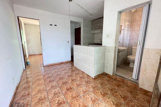 Sala de casa para alugar com 1 quarto, 45m² em Jardim Raposo Tavares, São Paulo