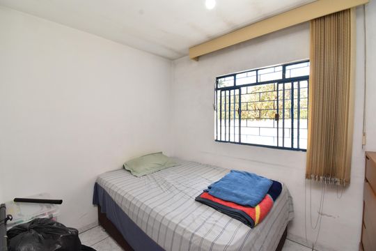 Casa à venda com 3 quartos, 128m² em Cajuru, Curitiba