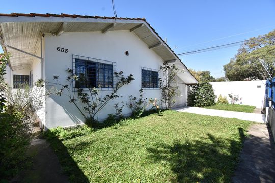 Casa à venda com 3 quartos, 128m² em Cajuru, Curitiba