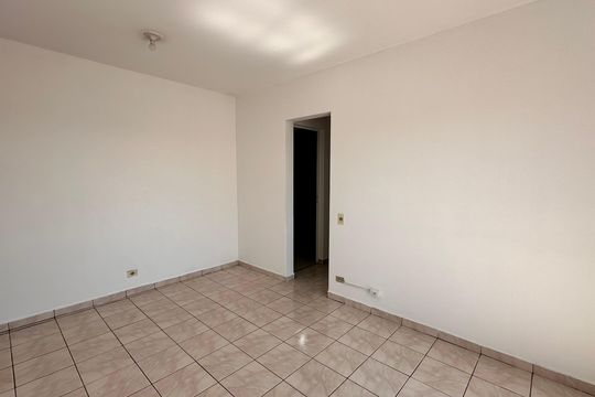 Sala de apartamento à venda com 2 quartos, 50m² em Vila das Belezas, São Paulo