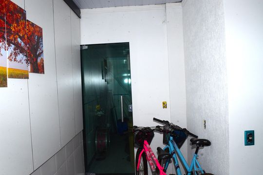 Casa à venda com 3 quartos, 278m² em Goiânia, Belo Horizonte