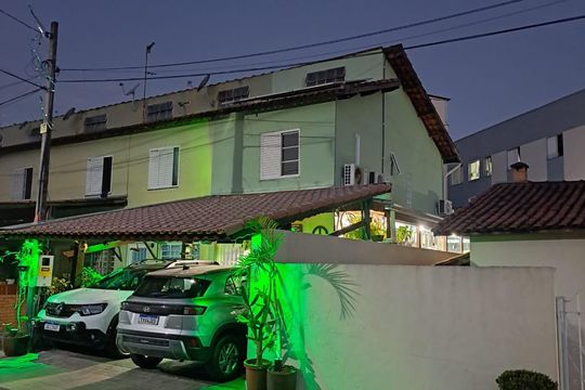 Fachada de casa de condomínio à venda com 2 quartos, 163m² em Jardim Adriana, Guarulhos