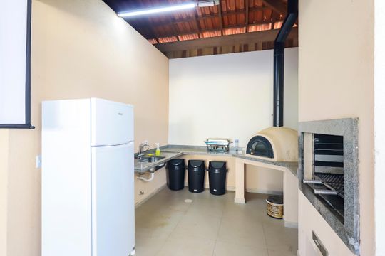 Área comum - Churrasqueira de apartamento para alugar com 2 quartos, 44m² em Jardim Helian, São Paulo
