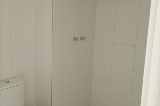 Banheiro de apartamento à venda com 4 quartos, 208m² em Cidade Monções, São Paulo