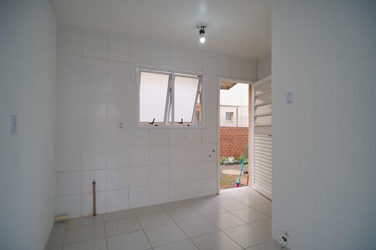 cozinha de apartamento para alugar com 2 quartos, 71m² em Scharlau, São Leopoldo
