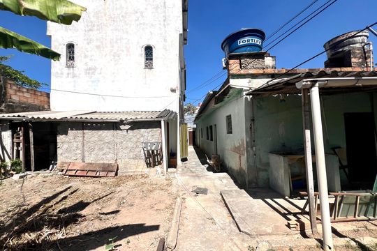 Quintal de casa à venda com 2 quartos, 360m² em Glória, Belo Horizonte