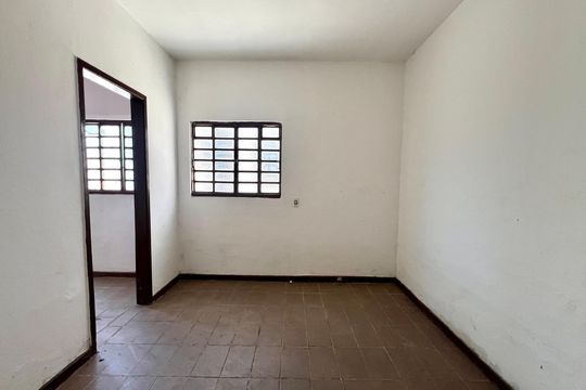 Quarto 4 de casa à venda com 2 quartos, 360m² em Glória, Belo Horizonte
