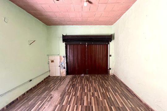 Garagem de casa à venda com 2 quartos, 360m² em Glória, Belo Horizonte