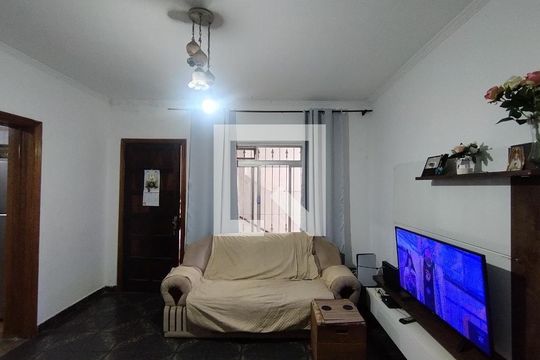 Casa à venda com 6 quartos, 232m² em Jardim Maria Estela, São Paulo