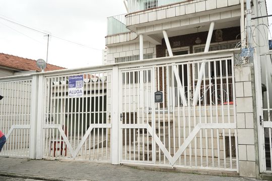 Fachada de casa para alugar com 3 quartos, 250m² em Penha de França, São Paulo