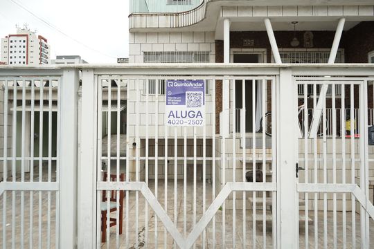 Placa de casa para alugar com 3 quartos, 250m² em Penha de França, São Paulo
