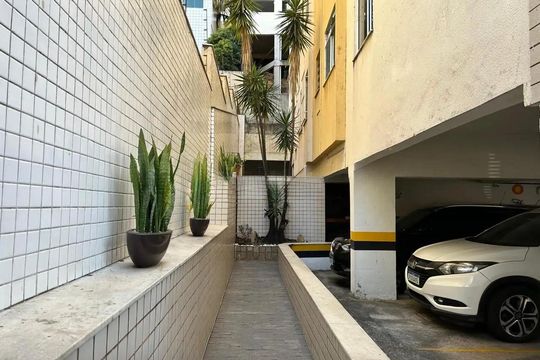 Garagem de apartamento para alugar com 2 quartos, 72m² em Castelo, Belo Horizonte