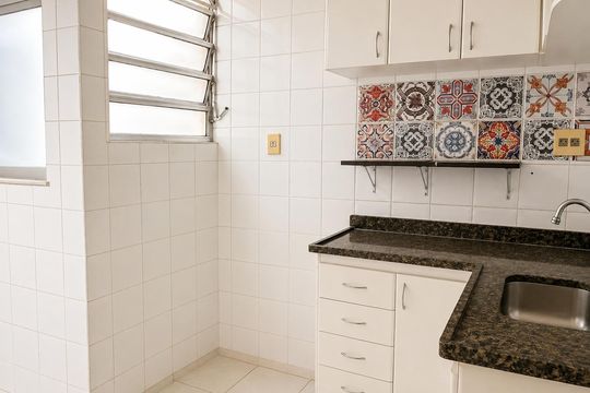 Cozinha de apartamento para alugar com 2 quartos, 72m² em Castelo, Belo Horizonte