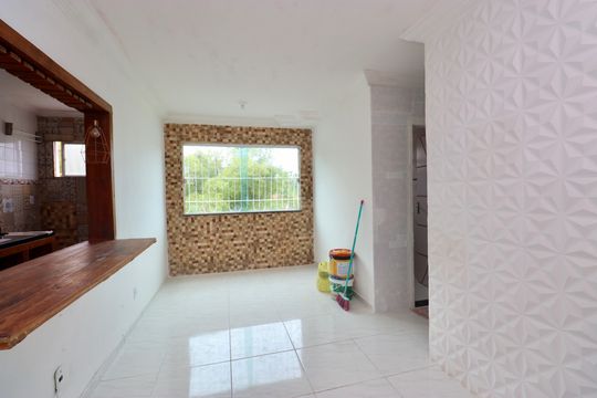 Sala  de apartamento para alugar com 2 quartos, 50m² em Nova Brasília, Salvador