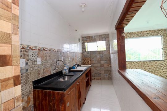 Cozinha de apartamento para alugar com 2 quartos, 50m² em Nova Brasília, Salvador