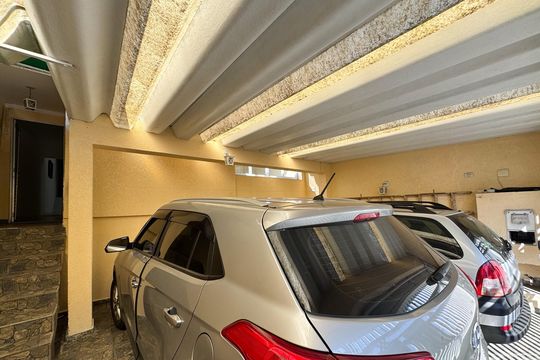 Garagem de casa para alugar com 3 quartos, 200m² em Anchieta, São Bernardo do Campo