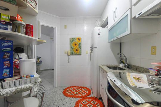 Cozinha de apartamento à venda com 2 quartos, 56m² em Jardim Vila Formosa, São Paulo