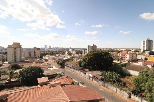 Vista da Sacada de apartamento para alugar com 1 quarto, 27m² em Santa Mônica, Uberlândia