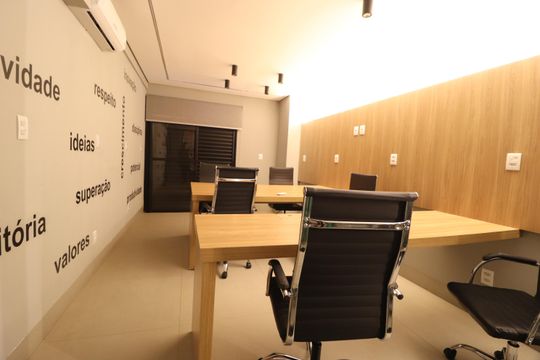 Área comum de apartamento para alugar com 1 quarto, 27m² em Santa Mônica, Uberlândia