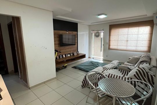 Sala de casa de condomínio à venda com 4 quartos, 310m² em Sítio do Recreio Ipê, Goiânia