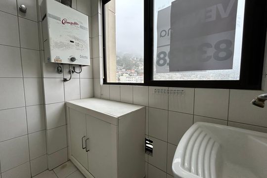 Área de Serviço de apartamento para alugar com 2 quartos, 76m² em Centro, Florianópolis