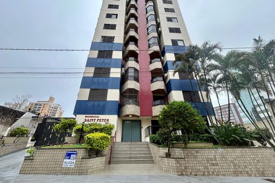 Fachada de apartamento para alugar com 2 quartos, 76m² em Centro, Florianópolis