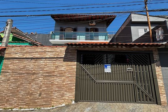 Fachada de casa à venda com 3 quartos, 144m² em Jardim Pilar, Mauá
